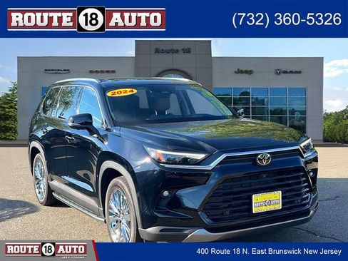 Used 2024 Toyota Grand Highlander AWD image 1