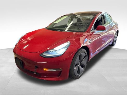 Used 2018 Tesla Model 3 Long Range image 3