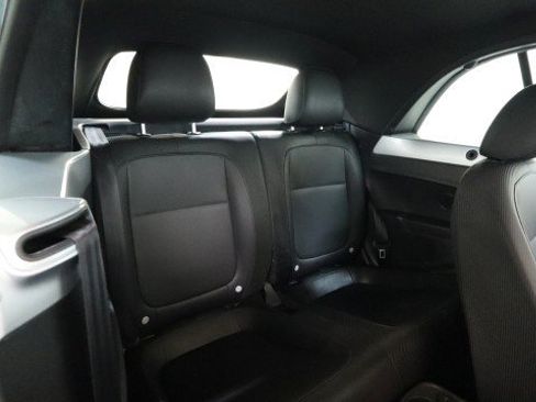 Used 2013 Volkswagen Beetle 2.5 image 11