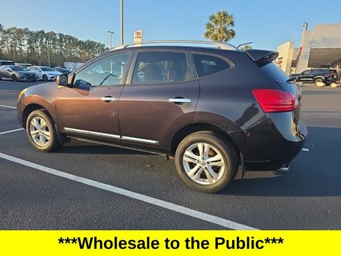 Used 2012 Nissan Rogue SV image 4