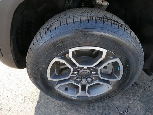 Used 2022 Jeep Grand Cherokee Trailhawk w/ Advanced Protech Group II image 10