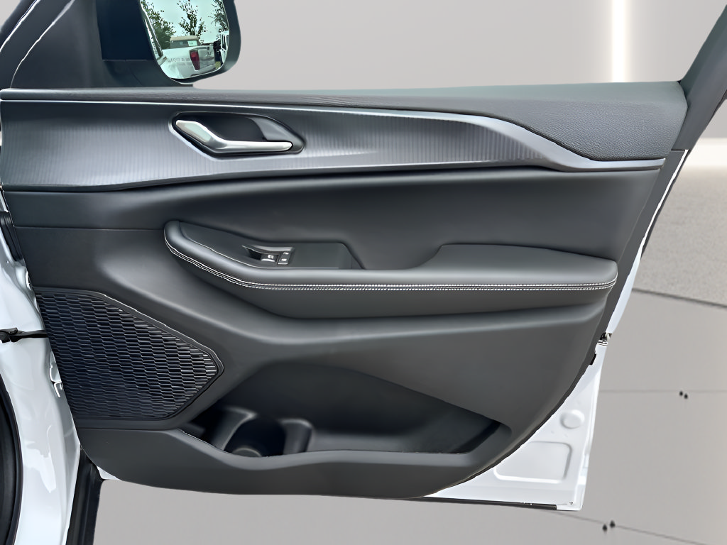 New 2026 Jeep Grand Cherokee Laredo RWD image 32