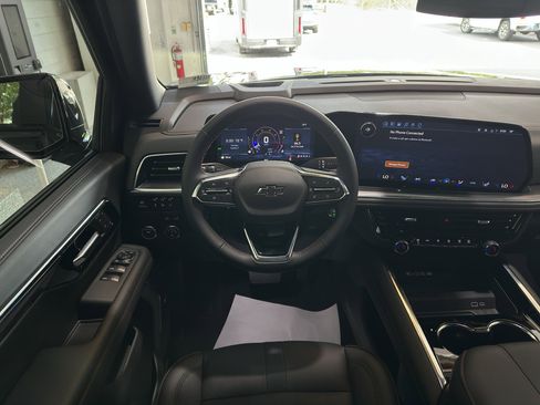 New 2026 Chevrolet Suburban RST w/ Comfort Package image 8