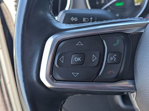 Used 2021 Jeep Wrangler Unlimited Sahara AWD/4WD image 23