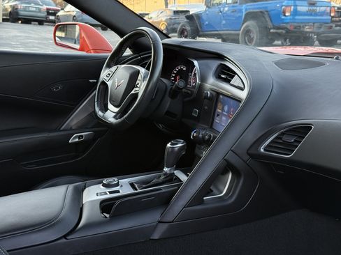Used 2019 Chevrolet Corvette Grand Sport w/ Carbon Flash Badge Package image 18