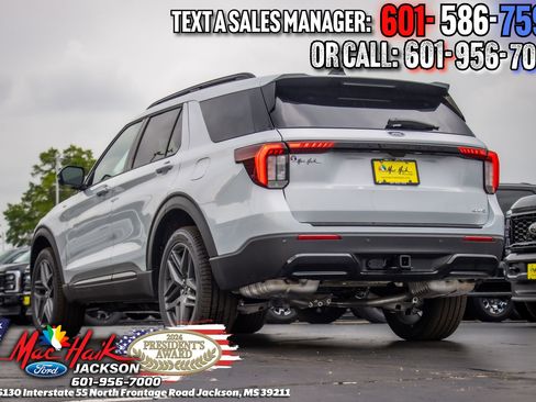 New 2026 Ford Explorer ST-Line AWD/4WD image 37
