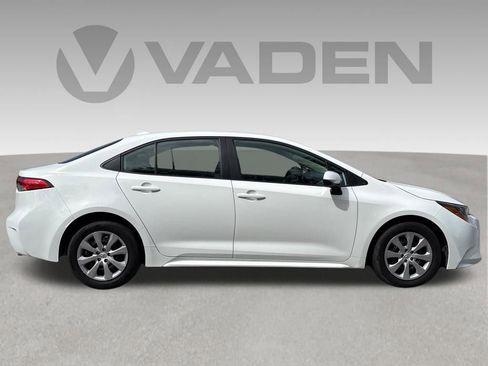 Used 2024 Toyota Corolla LE FWD image 22