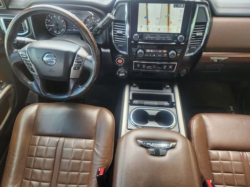 Used 2020 Nissan Titan Platinum Reserve image 29