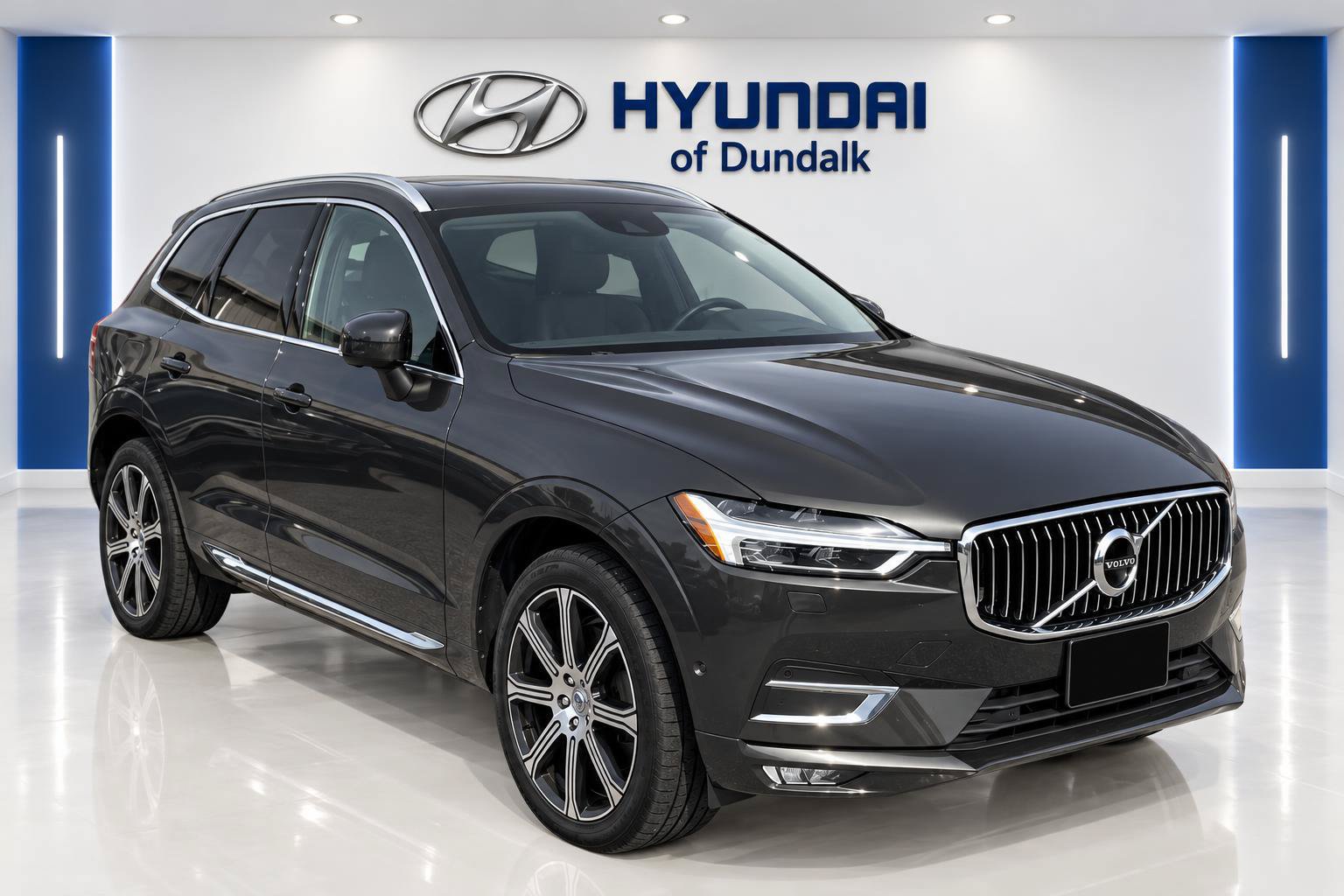 Used 2018 Volvo XC60 T6 Inscription w/ Convenience Package AWD/4WD image 1
