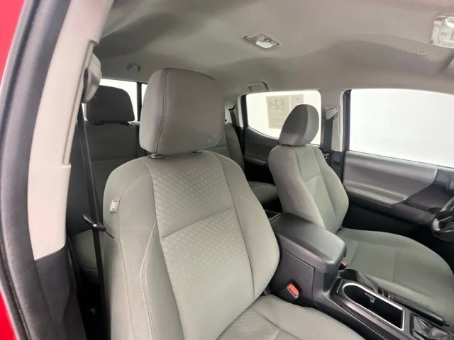 Used 2021 Toyota Tacoma SR AWD/4WD image 11