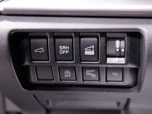 Used 2023 Subaru Forester Premium image 23