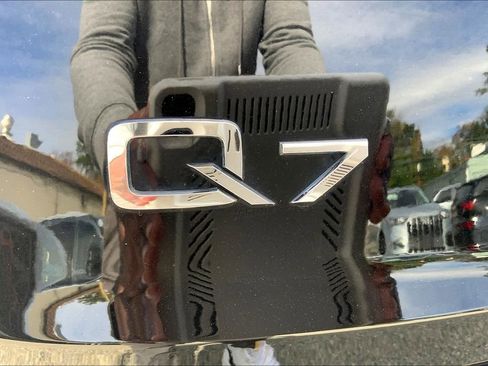 Used 2023 Audi Q7 3.0T Prestige image 10