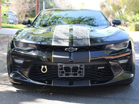 Used 2017 Chevrolet Camaro SS image 4
