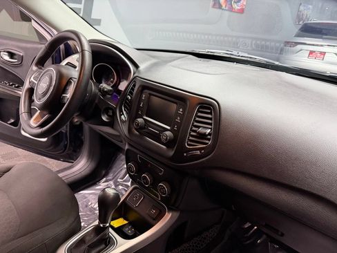 Used 2018 Jeep Compass Sport FWD image 49