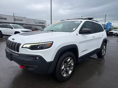 Certified 2019 Jeep Cherokee Trailhawk AWD/4WD image 1