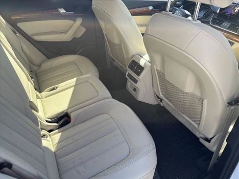 Used 2023 Audi Q5 2.0T Premium AWD/4WD image 16
