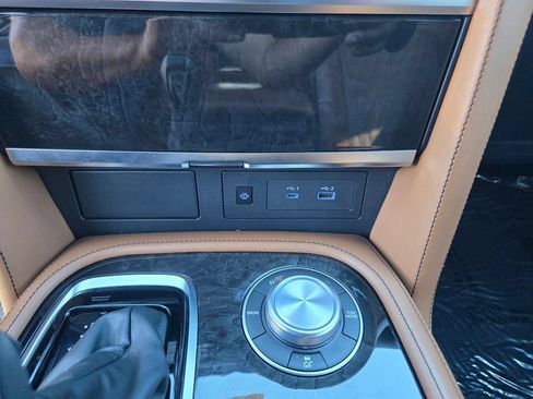 Used 2023 INFINITI QX80 Sensory w/ All-Season Package AWD/4WD image 20