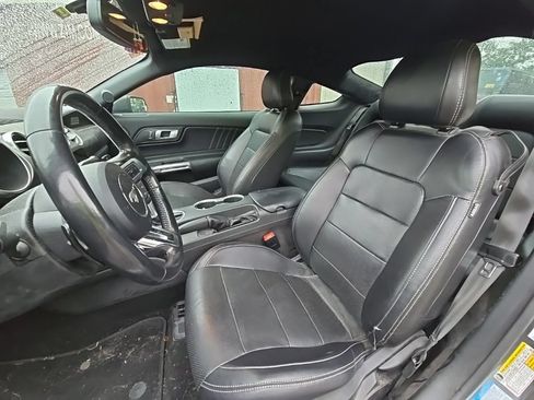 Used 2019 Ford Mustang GT Premium w/ GT Performance Package RWD image 14