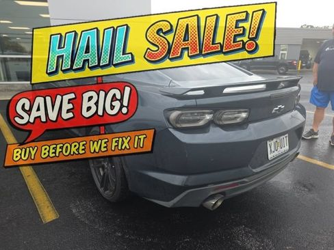 Used 2020 Chevrolet Camaro SS RWD image 3