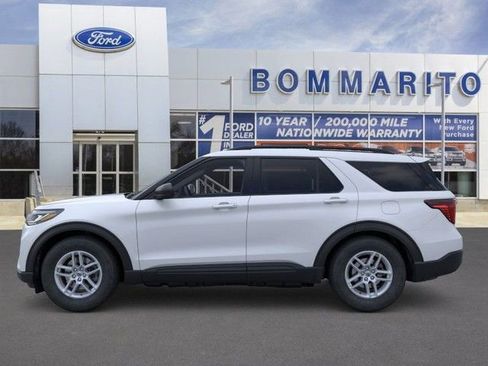 New 2026 Ford Explorer Active image 3