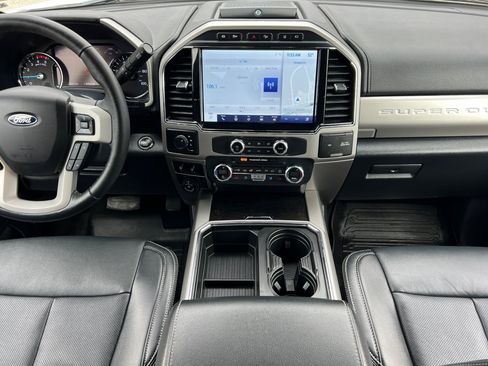 Used 2022 Ford F450 Lariat w/ Lariat Ultimate Package image 14