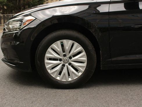 Used 2019 Volkswagen Jetta SE FWD image 11