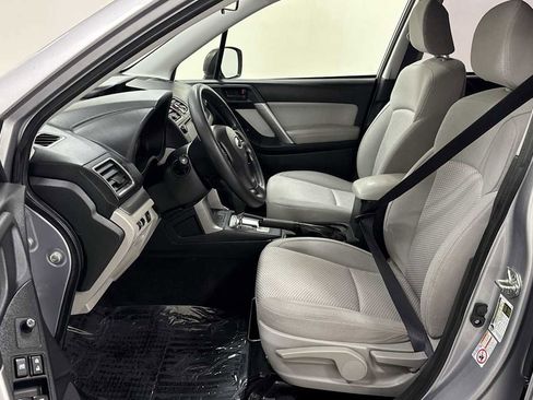 Used 2016 Subaru Forester 2.5i w/ Alloy Wheel Package image 13