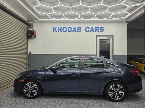 Used 2017 Honda Civic EX-T image 1