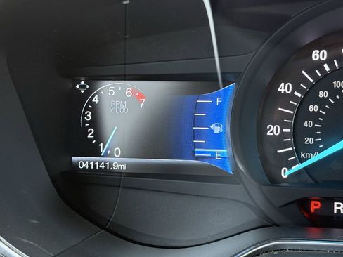 Used 2015 Ford Fusion SE w/ Equipment Group 202A image 17