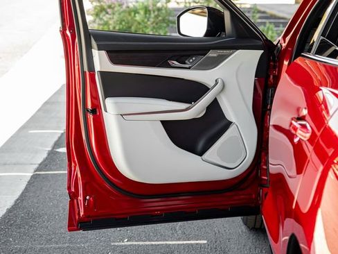 New 2026 Jaguar F-PACE R-Dynamic S image 11