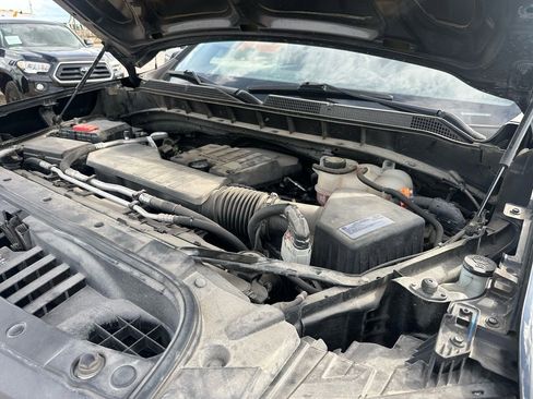Used 2021 Chevrolet Silverado 1500 W/T w/ WT Value Package AWD/4WD image 35