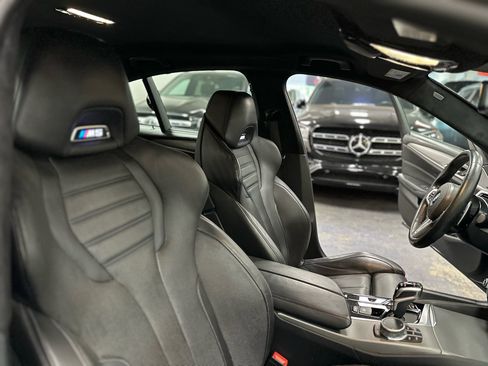Used 2020 BMW M5 w/ Executive Package image 39