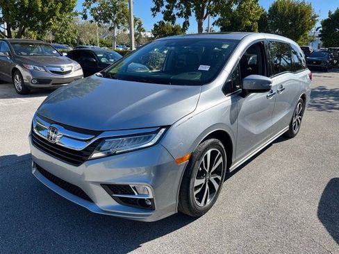 Used 2020 Honda Odyssey Elite image 2