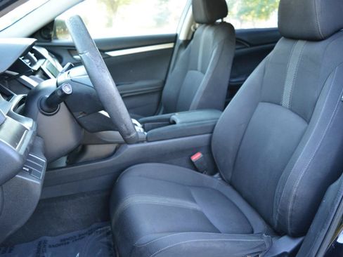 Used 2017 Honda Civic EX image 10
