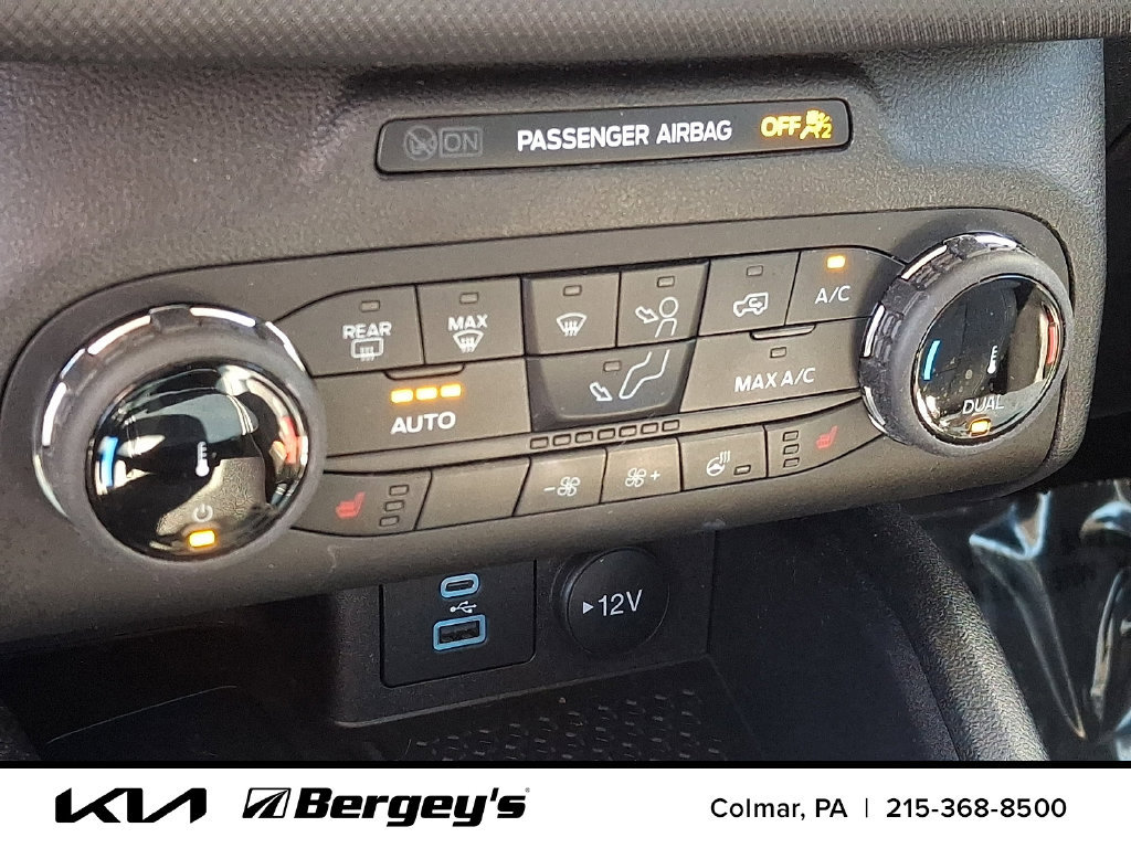 Used 2022 Ford Bronco Sport Outer Banks w/ Tech Package AWD/4WD image 17