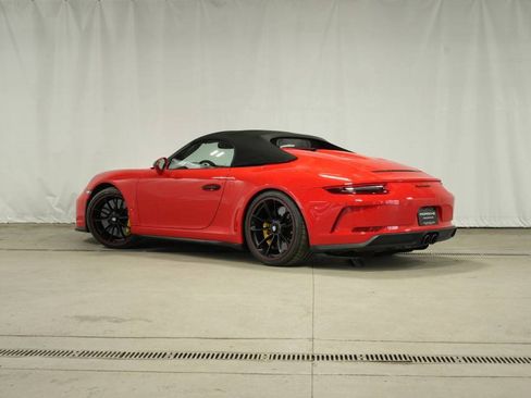 Used 2019 Porsche 911 Speedster image 3