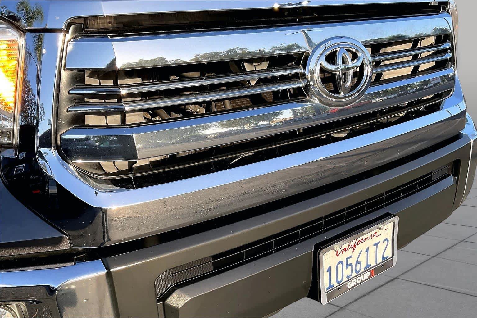 Used 2017 Toyota Tundra SR5 w/ TRD Off Road Package AWD/4WD image 28