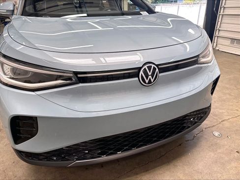 Used 2024 Volkswagen ID.4 Pro S AWD/4WD image 35