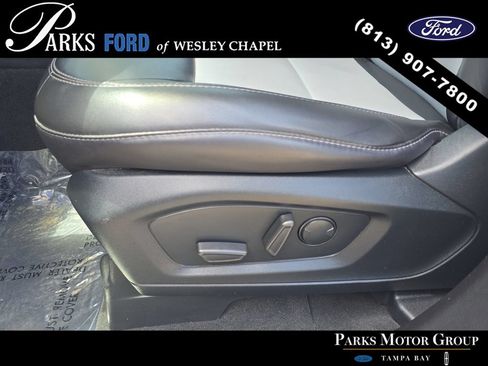 Certified 2022 Ford Explorer XLT w/ Equipment Group 202A RWD image 19