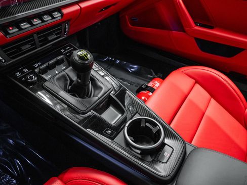 Used 2026 Porsche 911 GT3 RWD image 25