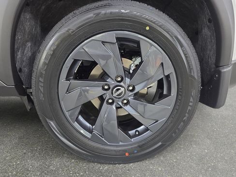 New 2026 Nissan Rogue SV w/ Cold Weather Package FWD image 29