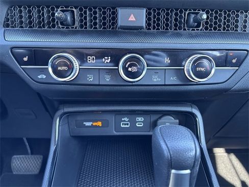 Used 2023 Honda CR-V EX image 32