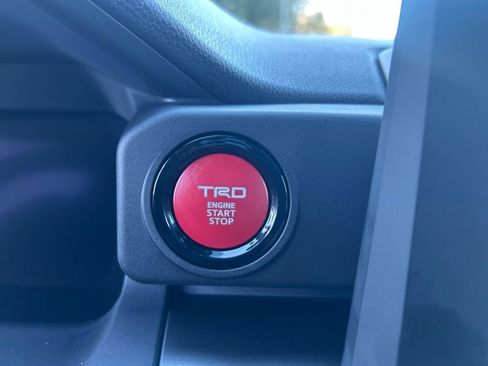 New 2025 Toyota Tacoma TRD Off-Road image 27