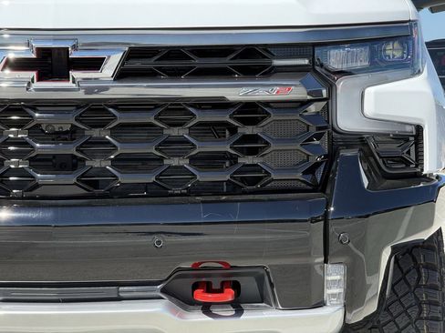 New 2026 Chevrolet Silverado 1500 ZR2 image 8