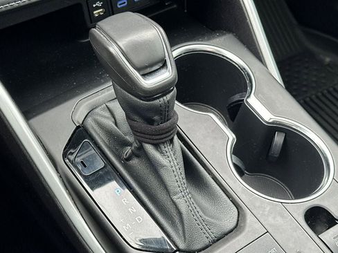 Used 2022 Toyota Highlander XLE image 20