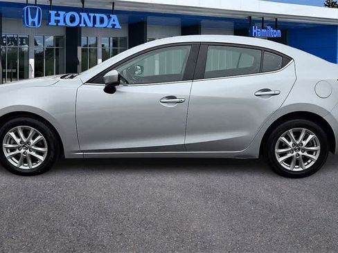 Used 2017 MAZDA MAZDA3 Sport w/ Preferred Equipment Package image 5