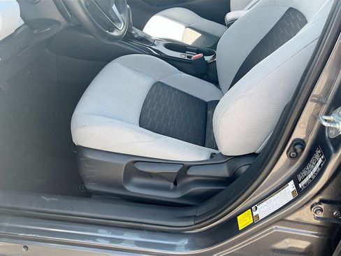 Used 2025 Toyota Corolla SE FWD image 20