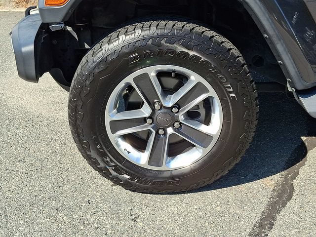 Used 2019 Jeep Wrangler Unlimited Sahara AWD/4WD image 8