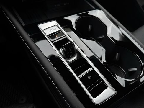 New 2026 Volkswagen Atlas SE image 16