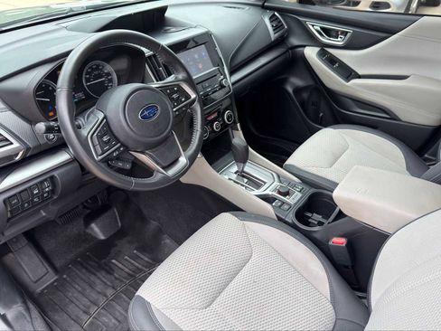 Used 2020 Subaru Forester Premium AWD/4WD image 9